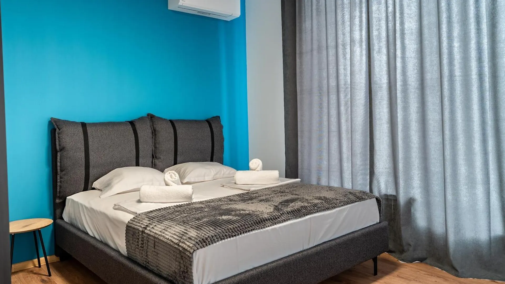 Paradise Luxury Apartments Sofia 0*,  Bulgaria