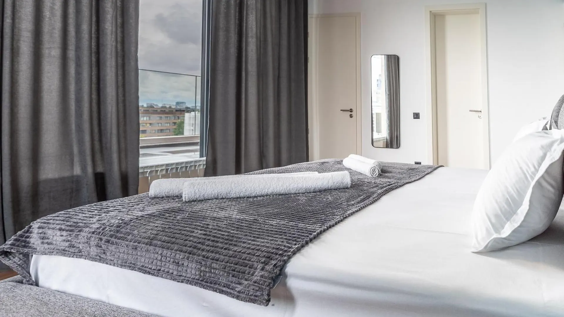 Paradise Luxury Apartments Sofia 0*,
